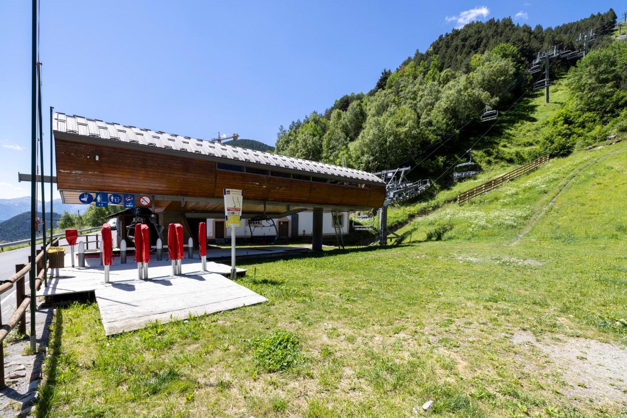 Increibles Vistas Al Valle De Arinsal Ny - A Pie De Pistas - Parking Incluido L By Bonesvacances Luaran gambar
